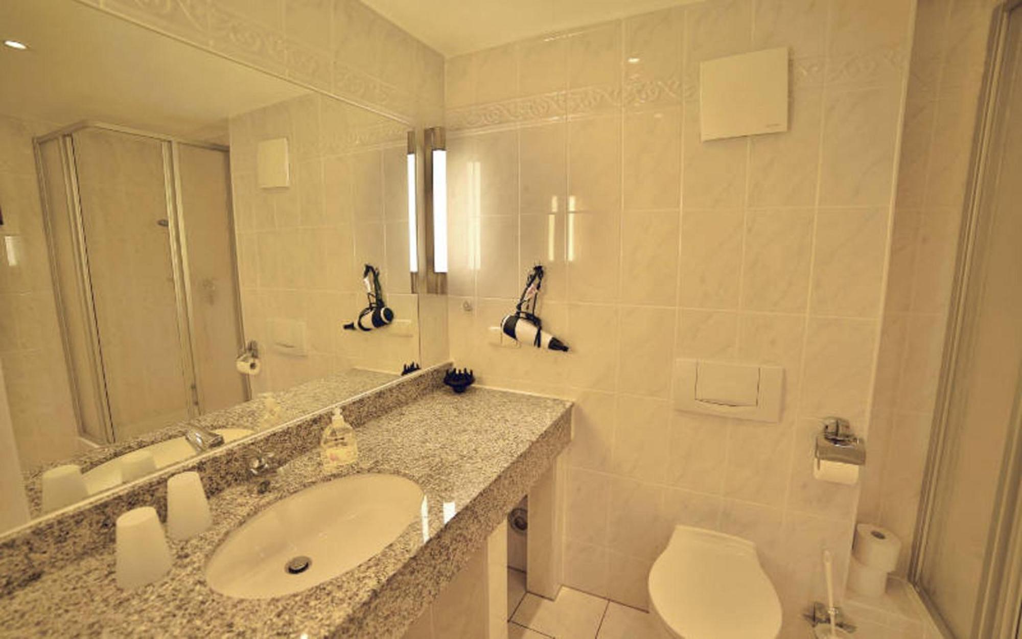 Ferienwohnung Binzer Strandgut Im Haus Jahreszeiten بينز المظهر الخارجي الصورة